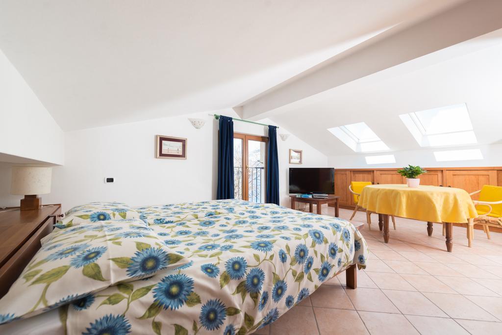 La Toresela Apartment Malcesine Ngoại thất bức ảnh